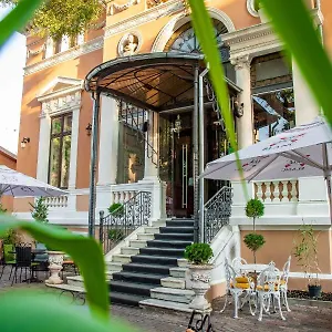 3* Pensión Barrio