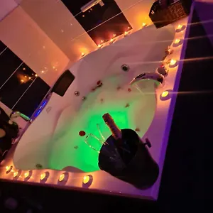  Aparthotel Karma Luxury